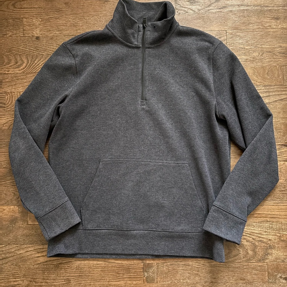 Express Men's Navy Zip-Up Sweater - Excellent Condition!!